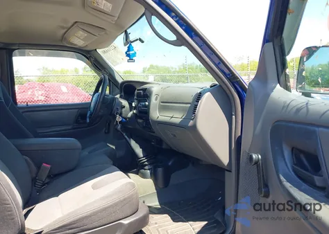 2005 Mazda B4000 z USA, uszkodzony, nr VIN 4F4ZR47E25PM05627